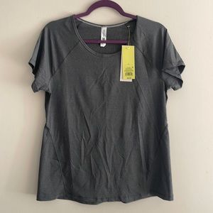 Fitness Shirt Dry Fit Size Large NWT